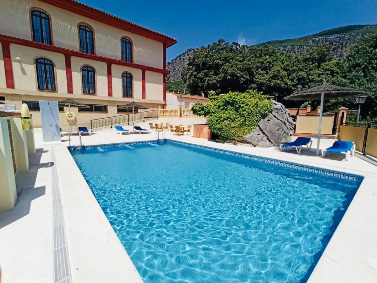 Hotel Sierra De Ubrique Exteriör bild