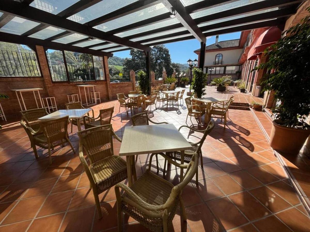 Hotel Sierra De Ubrique Exteriör bild