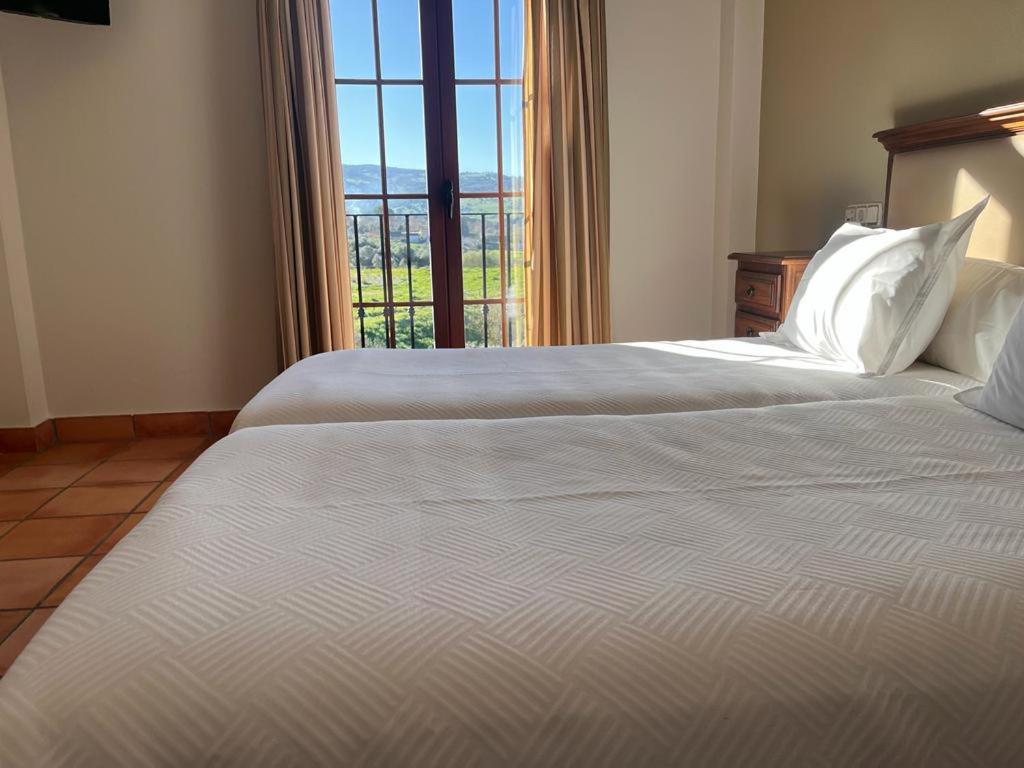 Hotel Sierra De Ubrique Exteriör bild