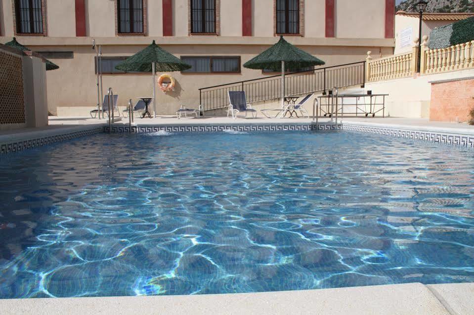 Hotel Sierra De Ubrique Exteriör bild