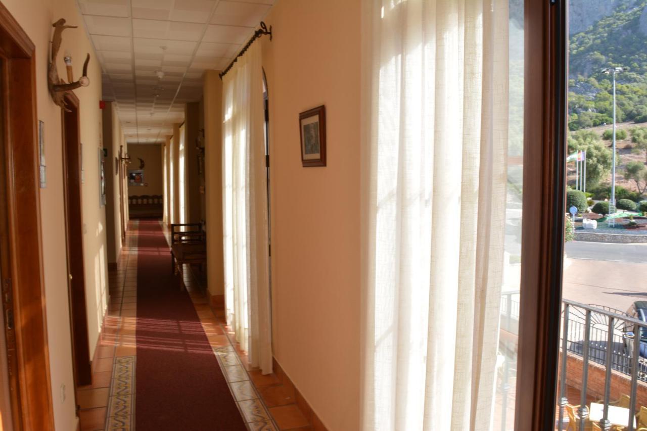 Hotel Sierra De Ubrique Exteriör bild